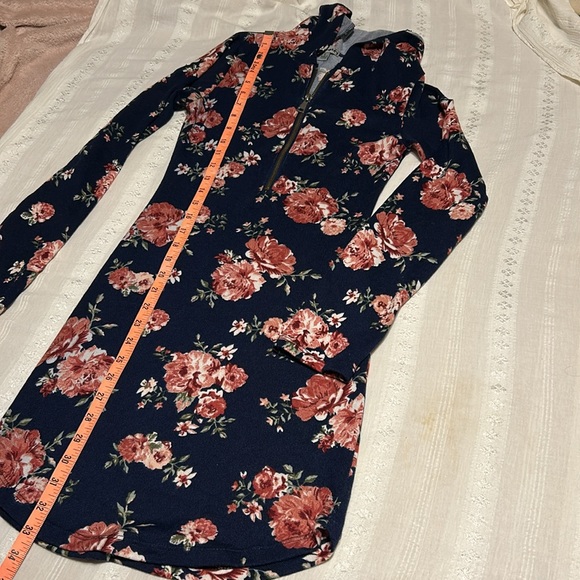 Ladies J for Justify Navy Floral Hooded Dress - Picture 8 of 8